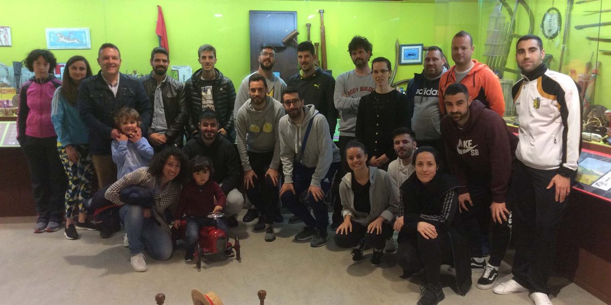 Mozos docentes da ciudade de Lugo chegan ao Melga para coñecelo a través dunha visita guiada