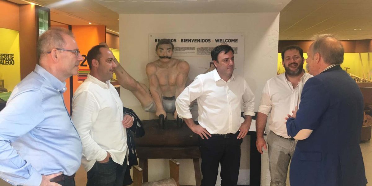 Visita o Melga o Presidente da Deputación de A Coruña Valentín González Formoso